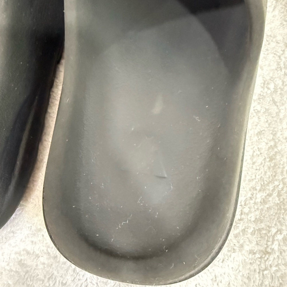 Kids Size 4 Youth Yeezy Onyx Black Slide Sandals - Picture 8 of 10
